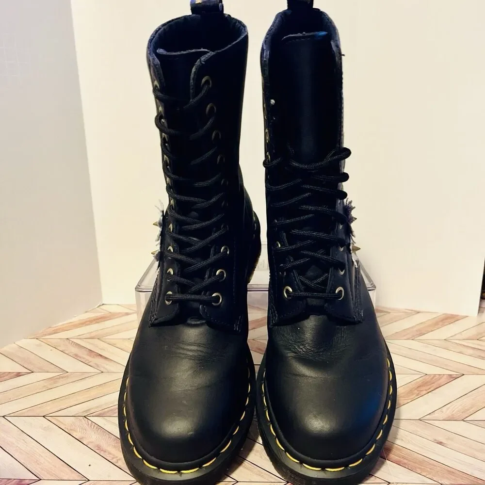Dr Martens 1490 Floral Bloom Nappa Leather 8 L Black‎ Boots Venus Fly Trap Spike - Picture 4 of 9